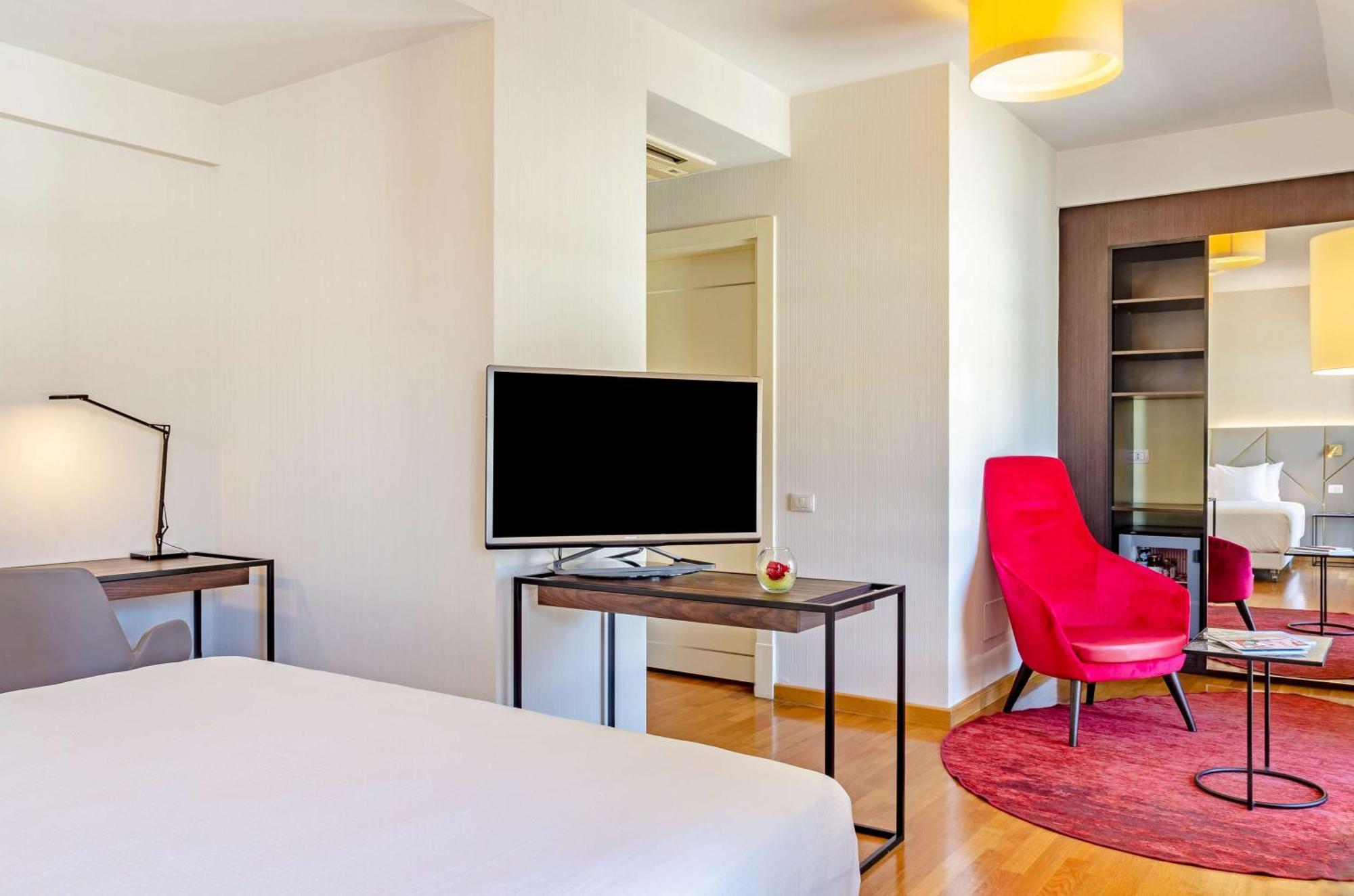Hotel NH Collection Roma Giustiniano Esterno foto