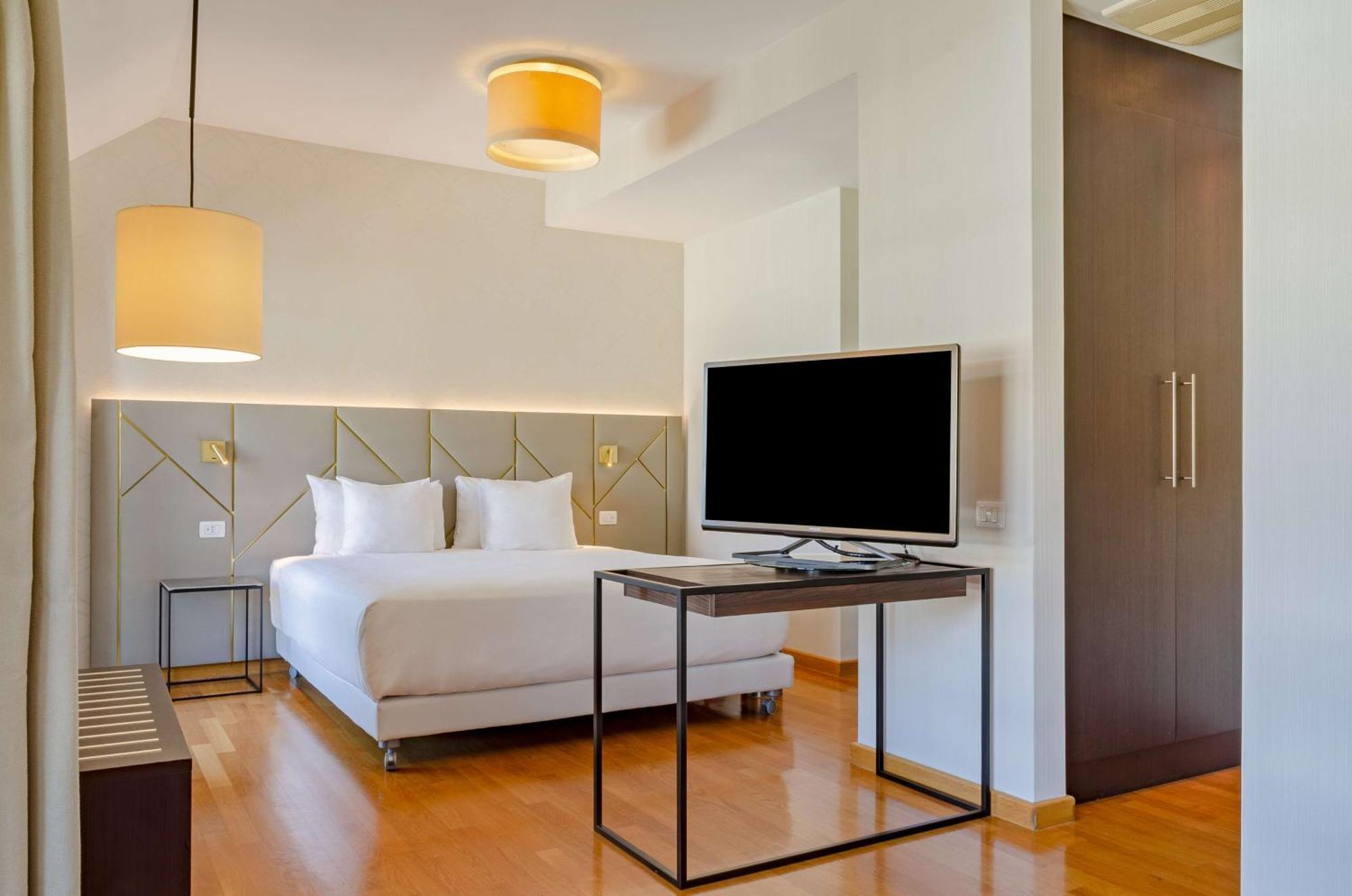 Hotel NH Collection Roma Giustiniano Esterno foto