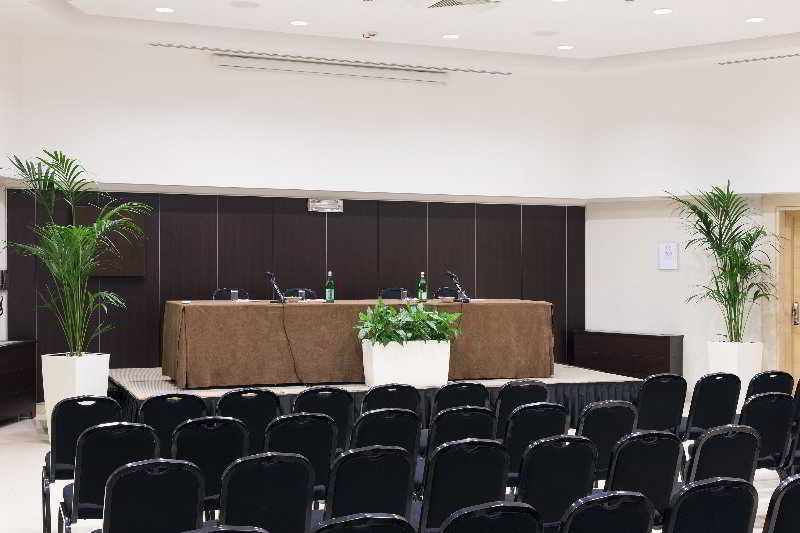 Hotel NH Collection Roma Giustiniano Esterno foto